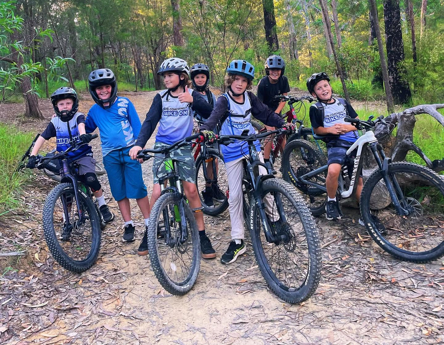School holiday programs in Noosa for kids who love to ride. Fun, coached mountain bike clinics and shuttle days for beginner to experienced riders.